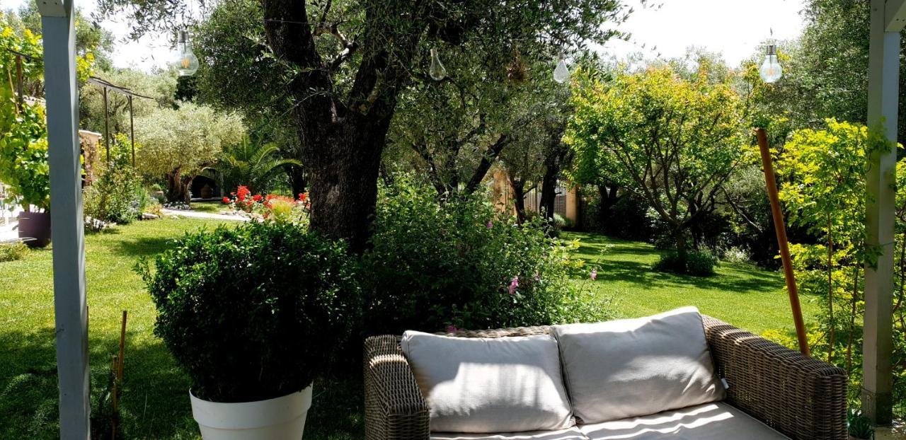 La Bastide Aux Oliviers Ξενοδοχείο Tourrettes-sur-Loup Εξωτερικό φωτογραφία
